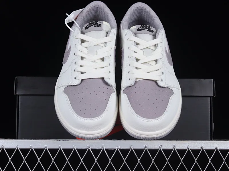 All categories Air Jordan Jordan series basketball shoes Air Jordan 1 Low Z version Air Jordan 1 Low OG "Atmosphere Grey" AJ1 Joe 1 white gray low-top cultural casual sneakers CZ0790-101